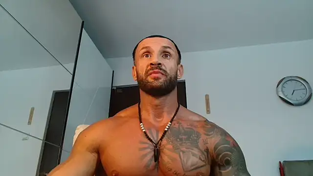 Magnificmuscles89 online show from 07-30-26, 04:17