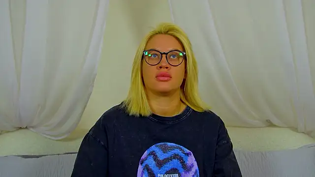 MariaNeumann online show from 02-02-26, 06:28