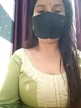 Snapshot of Aishwaryaa_69 chatting on 02-13-25, 02:52 Aishwaryaa 69 online show from 02-13-25, 02:52