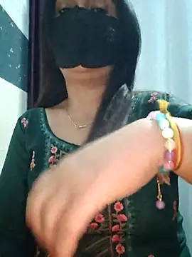 Snapshot of Aishwaryaa_69 chatting on 02-26-25, 09:10 Aishwaryaa 69 online show from 02-26-25, 09:10