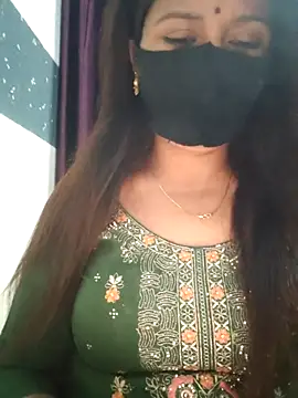 Snapshot of Aishwaryaa_69 chatting on 02-27-25, 06:18 Aishwaryaa 69 online show from 02-27-25, 06:18