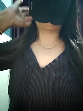 Snapshot of Aishwaryaa_69 chatting on 02-28-25, 03:48 Aishwaryaa 69 online show from 02-28-25, 03:48