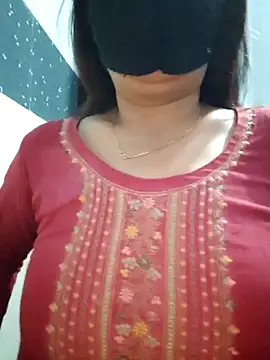 Snapshot of Aishwaryaa_69 chatting on 03-22-25, 03:53 Aishwaryaa 69 online show from 03-22-25, 03:53