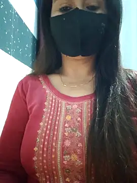 Snapshot of Aishwaryaa_69 chatting on 03-23-25, 04:05 Aishwaryaa 69 online show from 03-23-25, 04:05