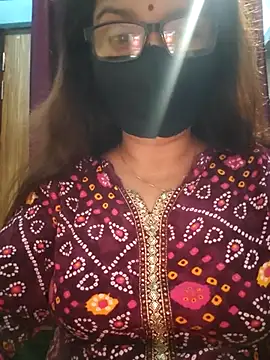 Snapshot of Aishwaryaa_69 chatting on 09-30-25, 08:08 Aishwaryaa 69 online show from 09-30-25, 08:08