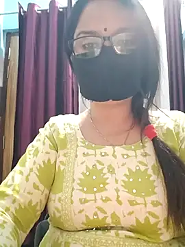 Snapshot of Aishwaryaa_69 chatting on 11-09-25, 09:29 Aishwaryaa 69 online show from 11-09-25, 09:29