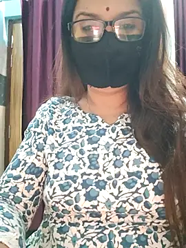 Snapshot of Aishwaryaa_69 chatting on 11-10-25, 09:19 Aishwaryaa 69 online show from 11-10-25, 09:19