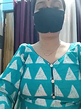 Snapshot of Aishwaryaa_69 chatting on 11-11-25, 07:30 Aishwaryaa 69 online show from 11-11-25, 07:30