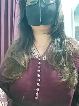 Snapshot of Aishwaryaa_69 chatting on 07-11-26, 02:25 Aishwaryaa 69 online show from 07-11-26, 02:25