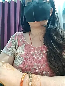 Snapshot of Aishwaryaa_69 chatting on 07-21-26, 03:47 Aishwaryaa 69 online show from 07-21-26, 03:47