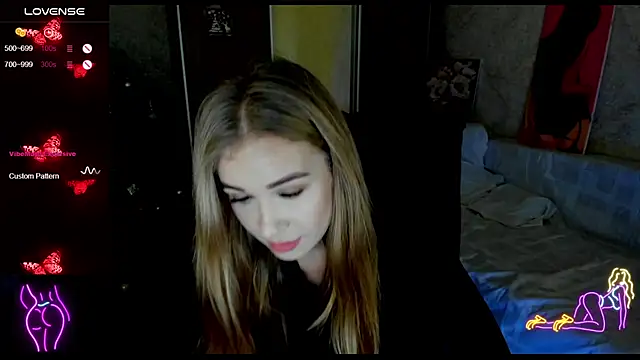 Snapshot of _NigoNika chatting on 01-10-25, 01:09  NigoNika online show from 01-10-25, 01:09