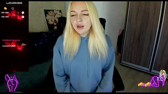 Snapshot of _NigoNika chatting on 10-16-25, 08:48  NigoNika online show from 10-16-25, 08:48