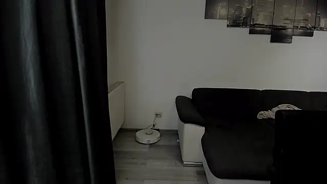 Richarddarell1 online show from 04-01-26, 05:41