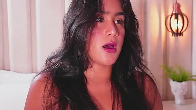 Snapshot of bonniekim_ chatting on 11-24-25, 01:16 bonniekim online show from 11-24-25, 01:16