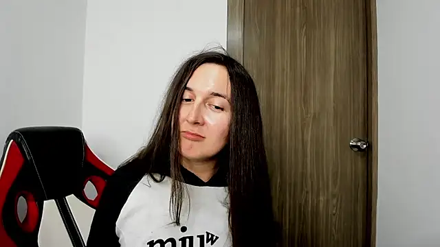 Sweet-Suck69 online show from 02-21-25, 02:50