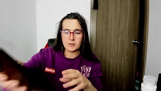 Sweet-Suck69 online show from 02-25-25, 08:03