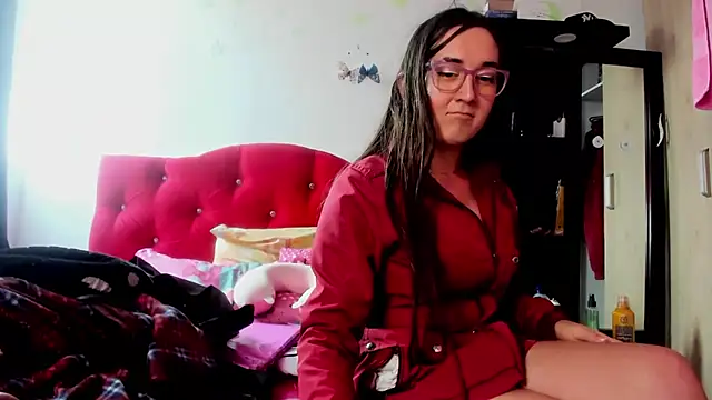 Sweet-Suck69 online show from 10-15-25, 09:04