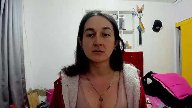 Sweet-Suck69 online show from 04-21-26, 01:42