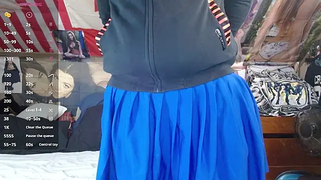 Snapshot of cosmicjones chatting on 11-04-25, 12:37 cosmicjones online show from 11-04-25, 12:37