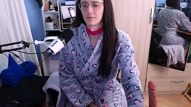 MemiKouki online show from 01-21-25, 08:43