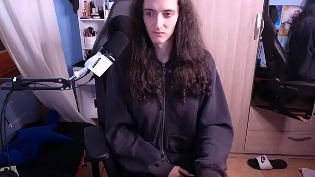 MemiKouki online show from 01-27-25, 05:37