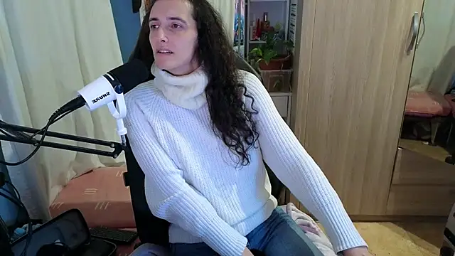 MemiKouki online show from 11-24-25, 05:01