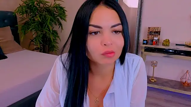 MichelleReys online show from 10-20-25, 07:25