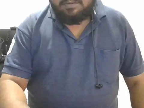 Hunk-Hand6 online show from 04-23-26, 09:28