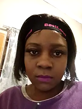 Snapshot of mloghyfsa chatting on 12-19-25, 09:49 mloghyfsa online show from 12-19-25, 09:49