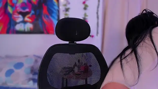 BellaHarllow online show from 12-05-24, 02:20