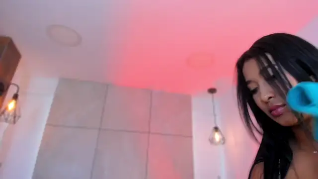 Snapshot of BellaHarllow chatting on 05-14-26, 08:04 BellaHarllow online show from 05-14-26, 08:04