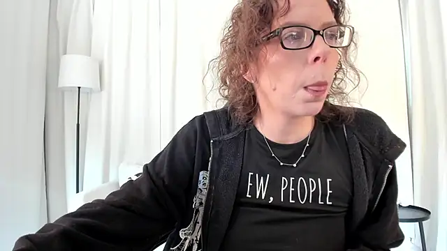 SaraDesirexo online show from 04-01-26, 02:14