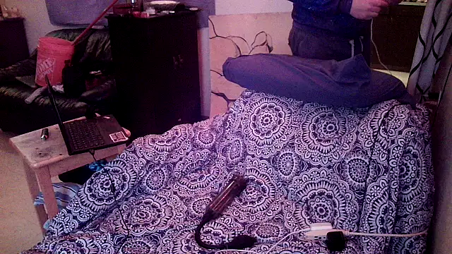 Mic Oxinner online show from 01-01-25, 11:27