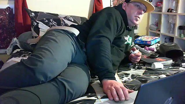 Mic Oxinner online show from 11-03-25, 10:49