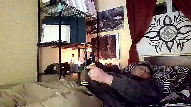 Mic Oxinner online show from 11-22-25, 08:13