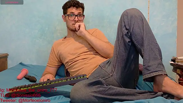 Snapshot of Morpheus-the-oniro chatting on 12-15-25, 02:32 Morpheus-the-oniro online show from 12-15-25, 02:32