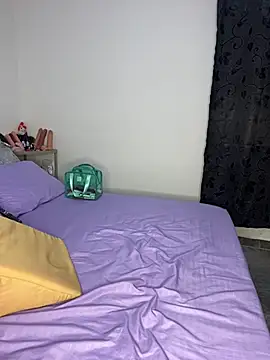 Snapshot of Abusive_cousin chatting on 03-22-25, 09:45 Abusive cousin online show from 03-22-25, 09:45