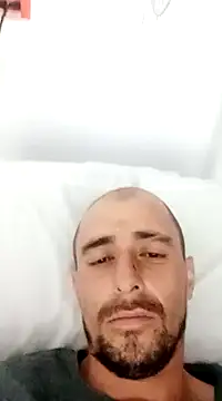 Snapshot of fire_menxxx001 chatting on 12-04-24, 02:31 fire menxxx001 online show from 12-04-24, 02:31