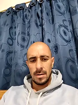 fire menxxx001 online show from 02-11-26, 06:29