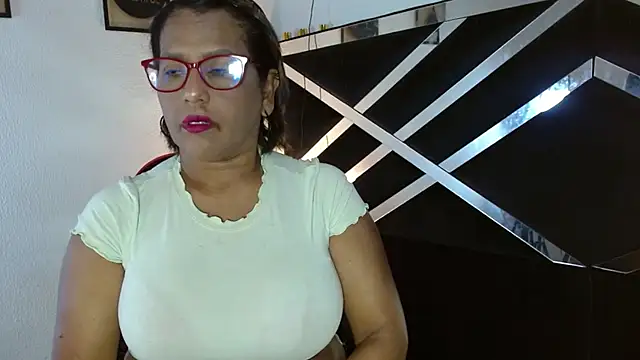 Snapshot of elizabeth_mature23 chatting on 09-24-25, 12:52 elizabeth mature23 online show from 09-24-25, 12:52