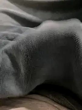 Snapshot of Mendes77777777777 chatting on 12-15-25, 05:34 Mendes77777777777 online show from 12-15-25, 05:34