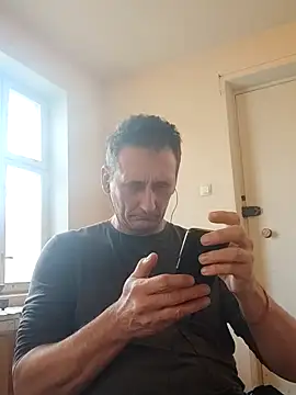 Viause Kentauelle online show from 03-05-25, 01:17