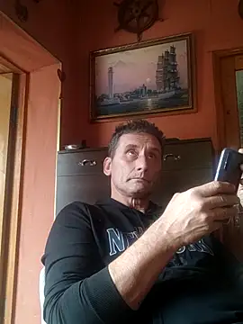 Viause Kentauelle online show from 10-12-25, 08:24