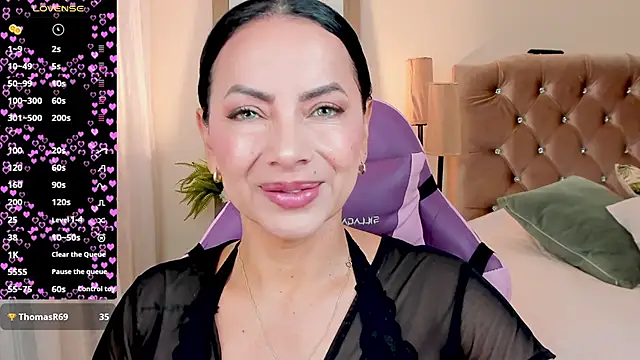 veronika naughty online show from 09-12-25, 02:39