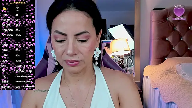 veronika naughty online show from 10-11-25, 02:37