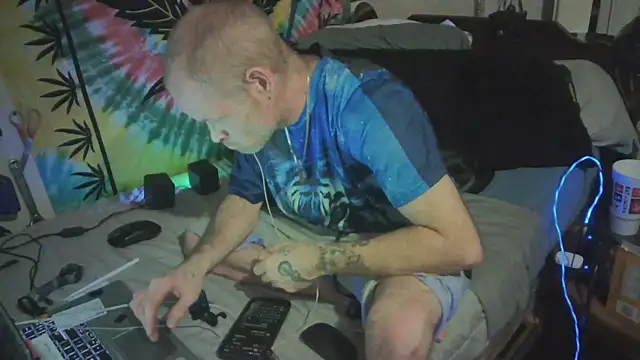 Snapshot of jaxx12369 chatting on 02-10-25, 04:41 jaxx12369 online show from 02-10-25, 04:41