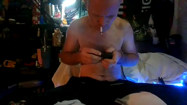 Snapshot of jaxx12369 chatting on 10-21-25, 09:59 jaxx12369 online show from 10-21-25, 09:59