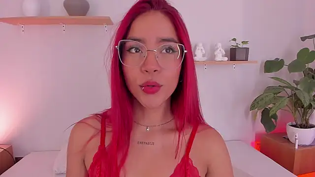 Snapshot of Scarlett_Morgan_ chatting on 03-07-25, 08:11 Scarlett Morgan  online show from 03-07-25, 08:11