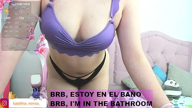 Snapshot of Katalina_novoa chatting on 10-22-25, 02:12 Katalina novoa online show from 10-22-25, 02:12