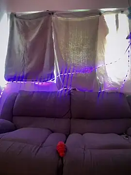 Snapshot of kandyloves chatting on 03-19-25, 03:40 kandyloves online show from 03-19-25, 03:40